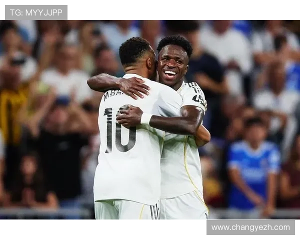 维尼修斯双响姆巴佩传射助力皇马3-1战胜比利亚雷亚尔夺胜