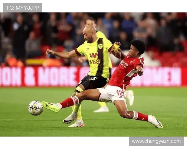 桑托斯迎来蓝军首球之夜展现全能中场实力助力球队新征程