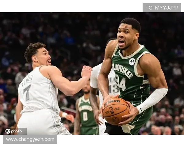 猛龙主场大胜雄鹿 巴雷特砍23分8篮板字母哥贡献22分8篮板迎三连胜